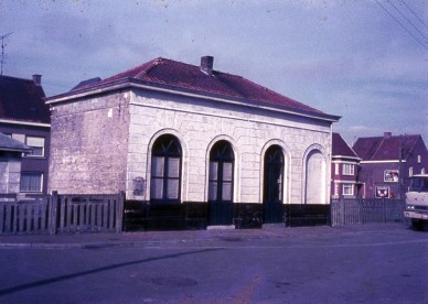 MEULEBEKE  DIA 77-1224.jpg